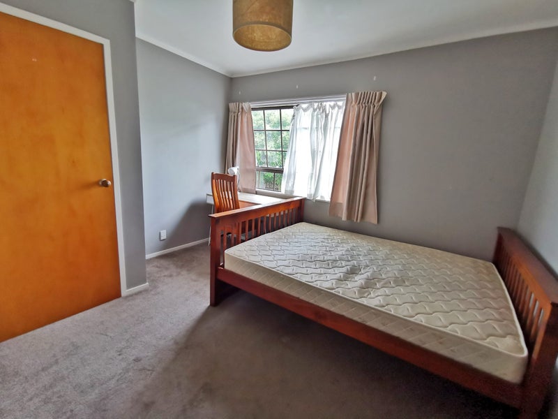 Mount Albert, 5 bedrooms64607810617730114