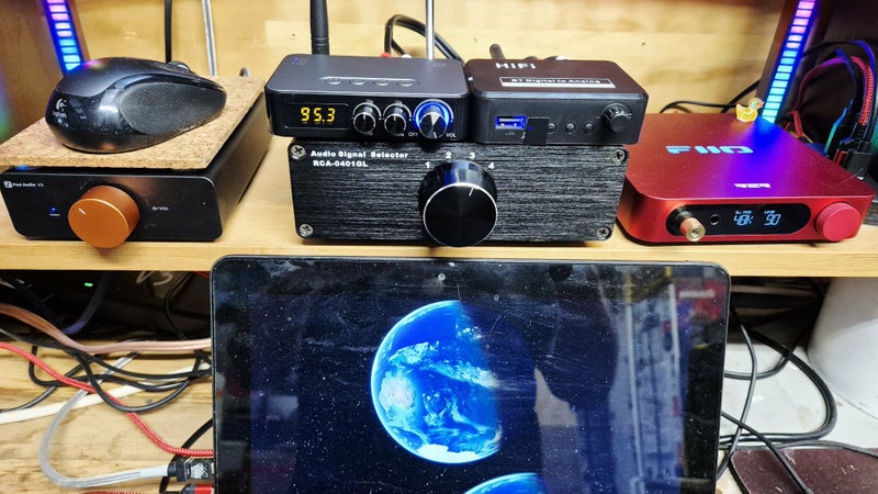 M9 Pro Multi function Bluetooth audio adapter w/ FM tuner Carousel 2