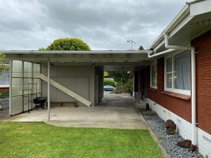 Silverdale, 3 bedrooms64608471456387114