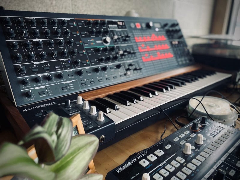 Arturia MatrixBrute Carousel 1