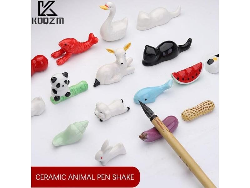 Cute Animal Ceramic Paint Brush Pen Holder Pen Rack Display Stand Palette For Carousel 2