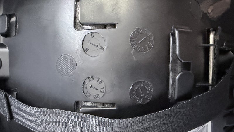 Edward’s & Co Capsule Base & Carrycot Combo Carousel 2