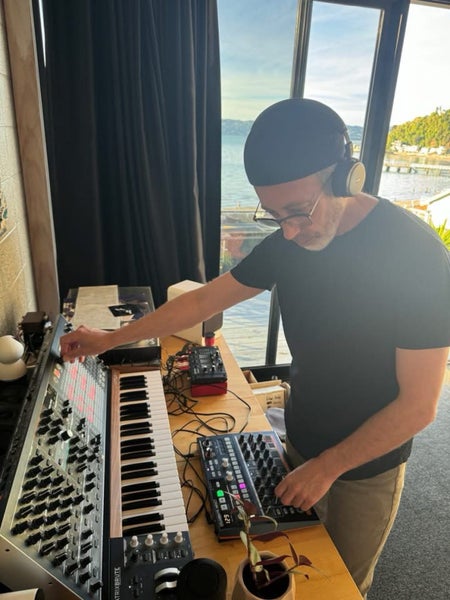 Arturia MatrixBrute Carousel 2