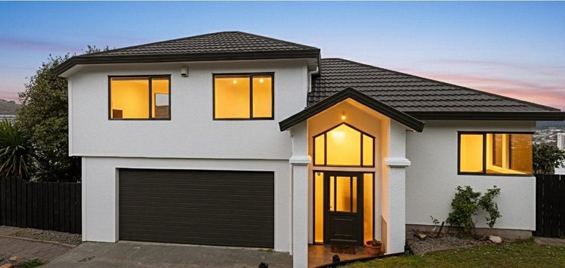 Tawa, 4 bedrooms64609452883841110