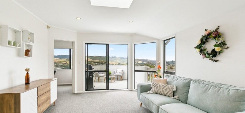 Tawa, 4 bedrooms64609452883841111