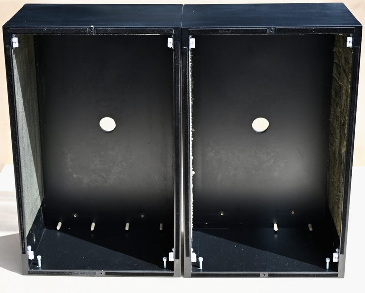 GENELEC 8050A self-powered STUDIO MONITORS Carousel 20