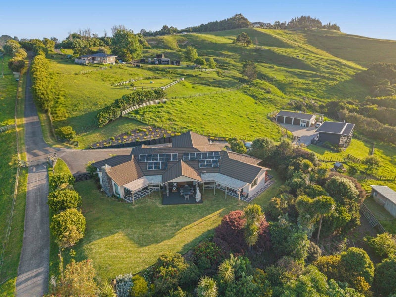 Complete Country Lifestyle Package64610447673218113