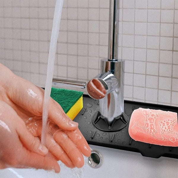 Kitchen Sink Splash Guard Silicone Faucet Mat Sink Water Splash Catcher-Black Carousel 4