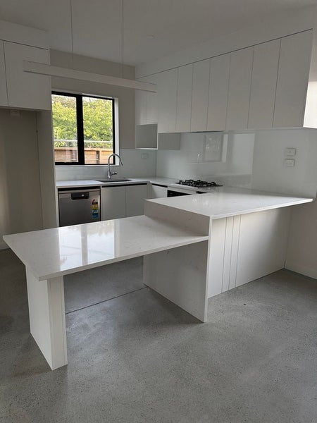 Onehunga, 3 bedrooms64612318485891112