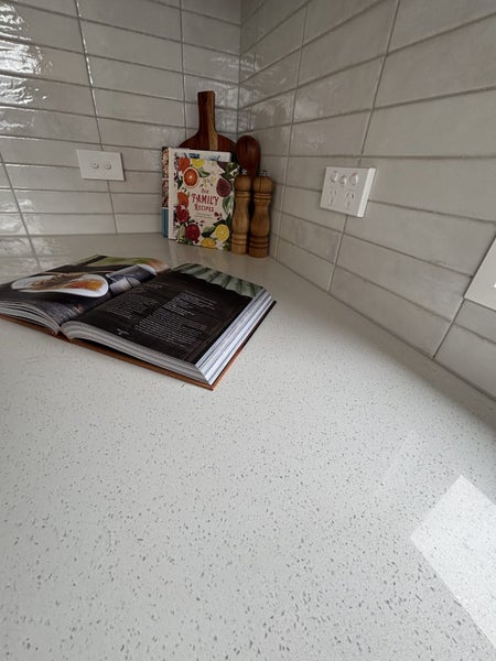 Edgeware, 1 bedroom64612827124481113