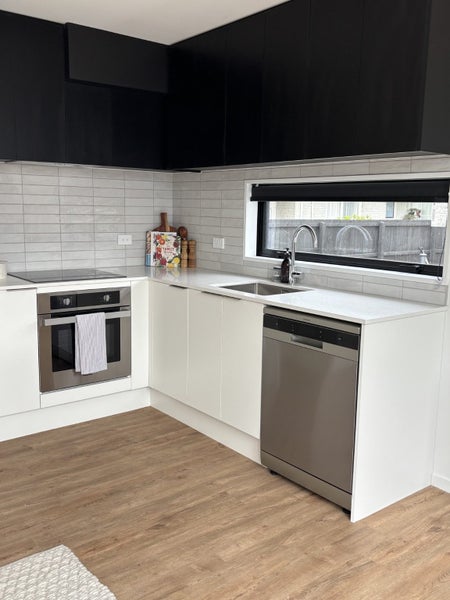 Edgeware, 1 bedroom64612827124481112