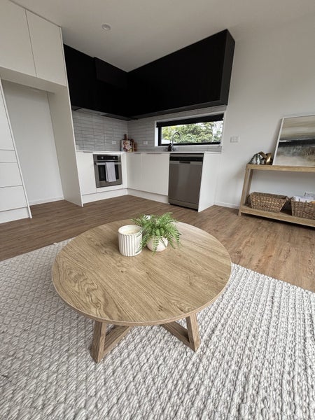 Edgeware, 1 bedroom64612827124481111