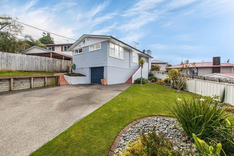 Forrest Hill, 3 bedrooms64613133543938110