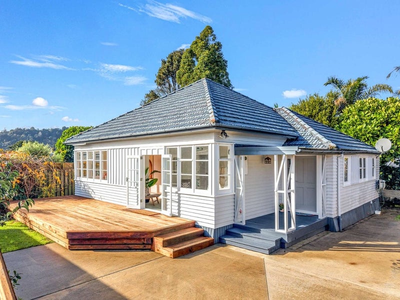 Whakatane, 3 bedrooms64613329672963110