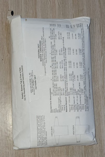 KWIK SEW 1907 - MISSES CARDIGANS - SIZE XS-S-M-L-XL Carousel 2