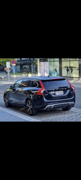 2015 Volvo V60 T6-Awd64614127885697111