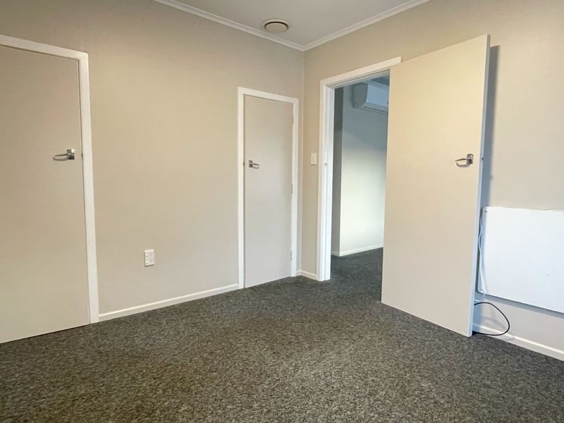 Silverstream, 2 bedrooms64614028403587114