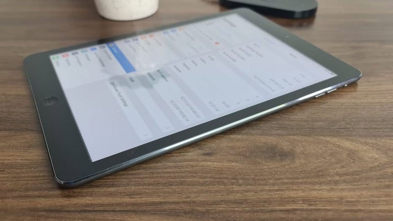 2016 iPad Mini Retina 2nd-Generation Carousel 2