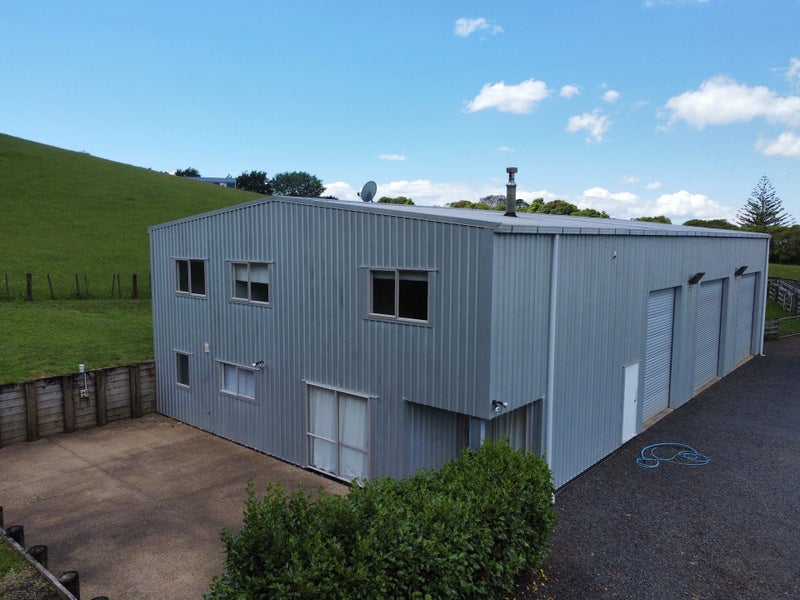 Lifestyle Property with Shed & Accommodation.64614128117891110