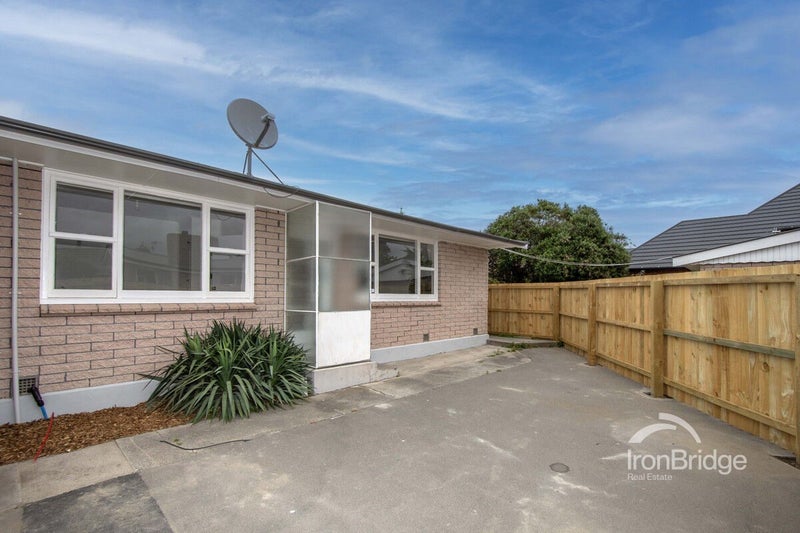 Beachside & Move-In Ready!64691800142337110