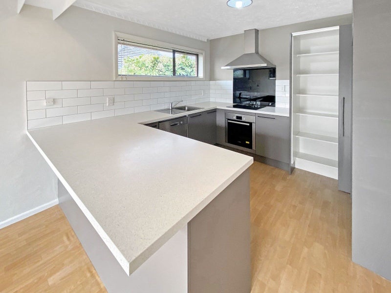 Avonhead, 3 bedrooms64614625861251111