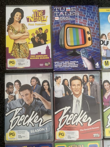 Bulk lot of tv series (E)64614675467267111