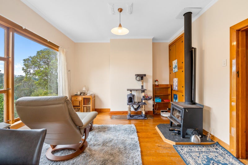 House + Section on Separate Titles64614922393345111