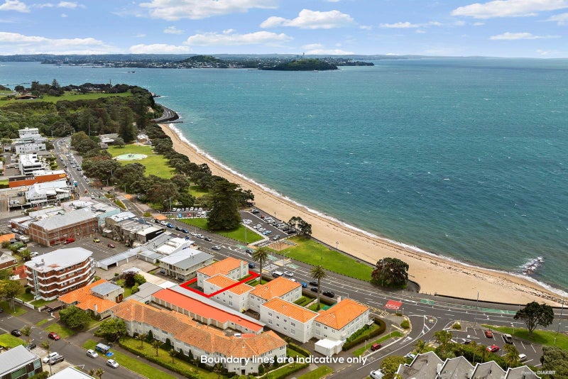 Summertime, and the livin’ is easy!64614922418690113