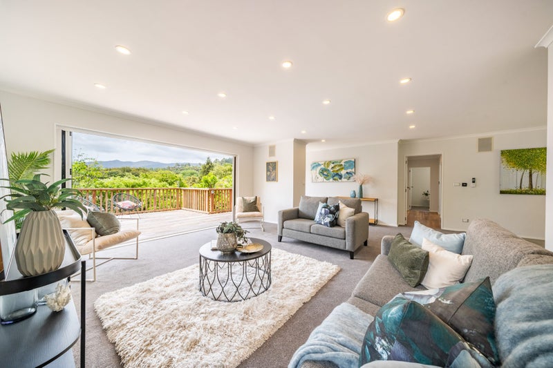 Double glazed & ready for a Christmas!64615008507906112