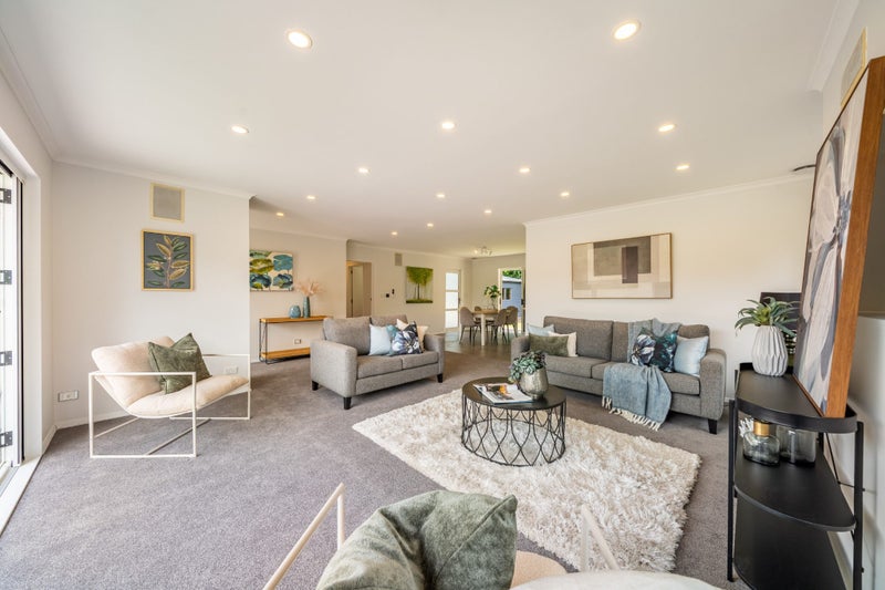 Double glazed & ready for a Christmas!64615008507906114