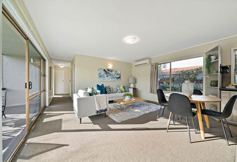 Epsom, 3 bedrooms64615008614146113