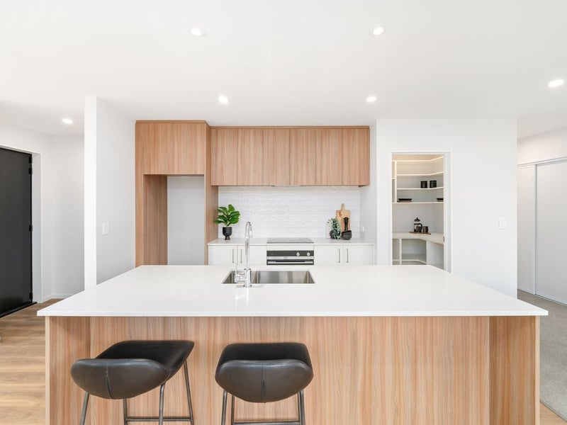 Move in Ready on Vista64615218269697111