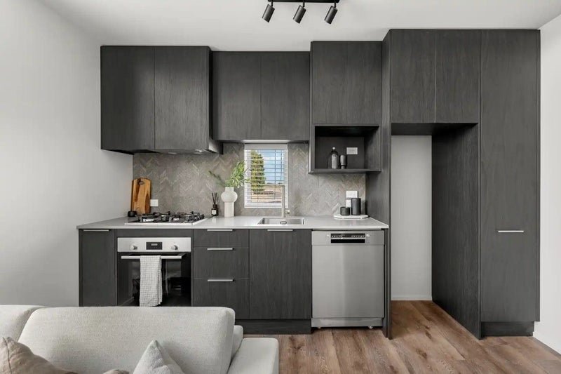 Huntington, 1 bedroom64615514393859111