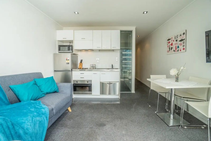 City Centre, 2 bedrooms64615514458754112