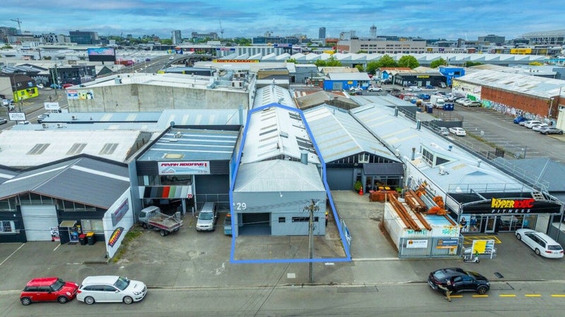 Refurbished, Vacant Sydenham Industrial64615613030145112