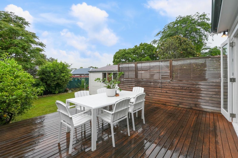 Three Bedrooms, Two Decks, One Perfect Bungalow64615699666689113