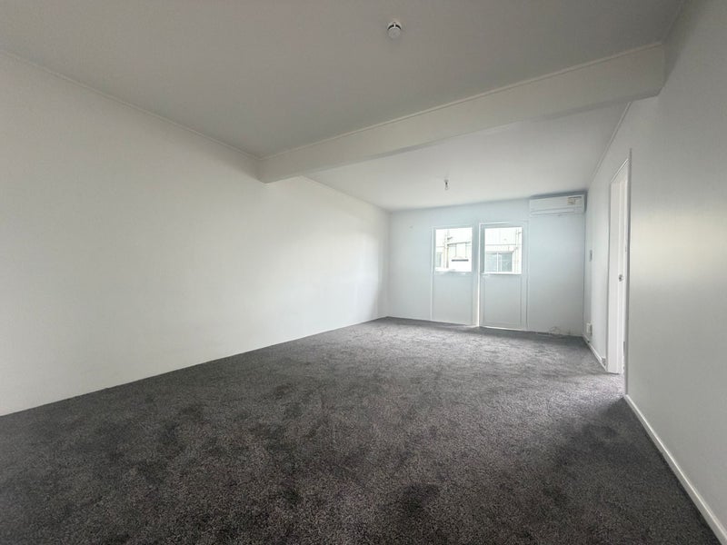 Naenae, 2 bedrooms64615699684738114