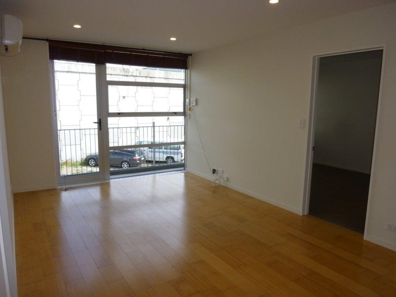 Addington, 2 bedrooms64616608369921113