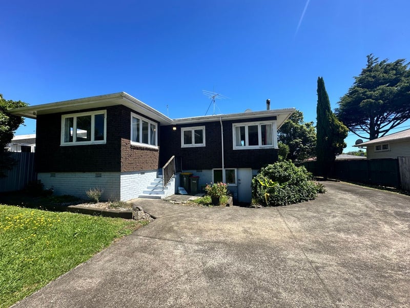 Manurewa, 3 bedrooms64616009774338110