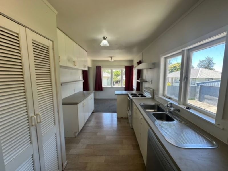 Manurewa, 3 bedrooms64616009774338114