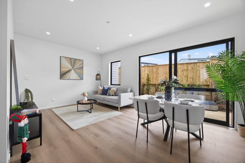 Walk to Sylvia Park - Convenient Modern Living64616107850626111