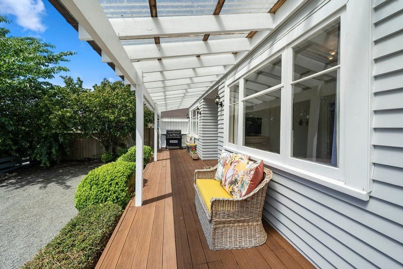 Maoribank, 3 bedrooms64616309318915112