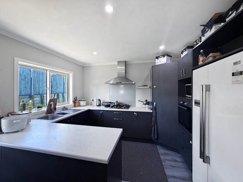 Wainuiomata, 4 bedrooms64616309337218112