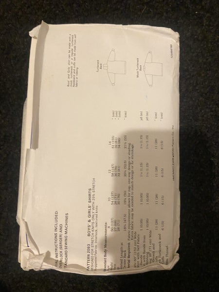 KWIK SEW 2093 - BOYS AND GIRLS SHIRTS - SIZE 8-14 Carousel 2