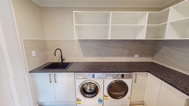 Kai Iwi, 3 bedrooms64616309393538113