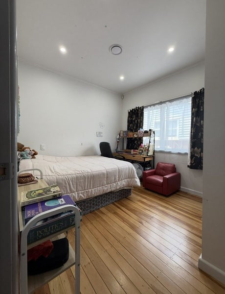 Epuni, 4 bedrooms64616309508994112