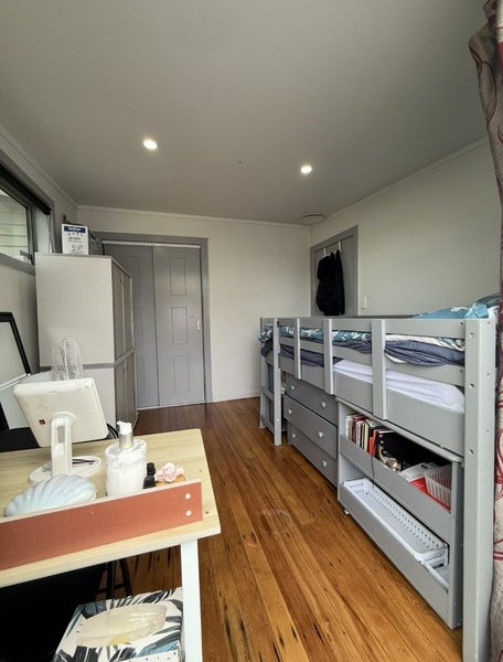 Epuni, 4 bedrooms64616309508994113