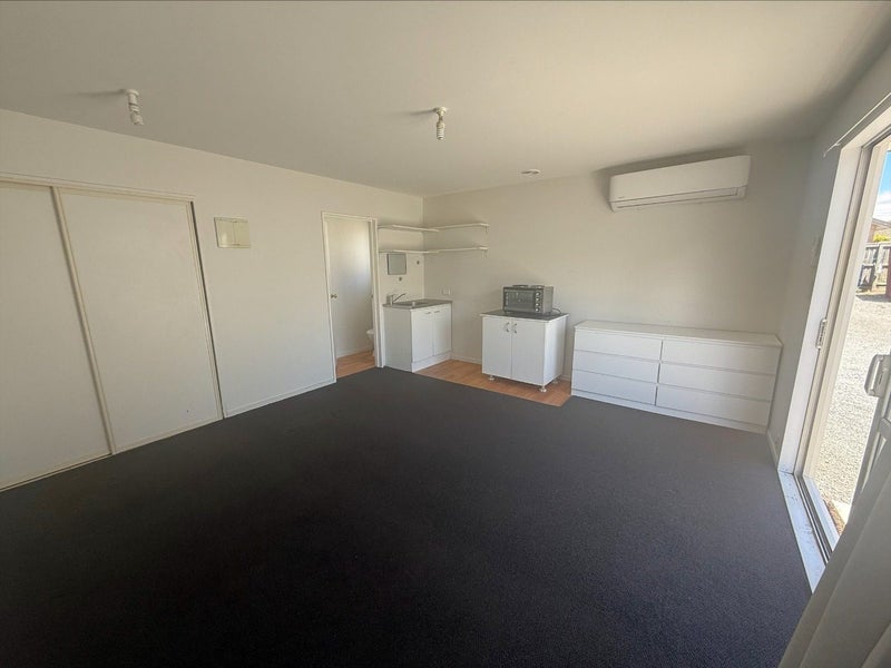 Upper Riccarton, 1 bedroom64616509641731111