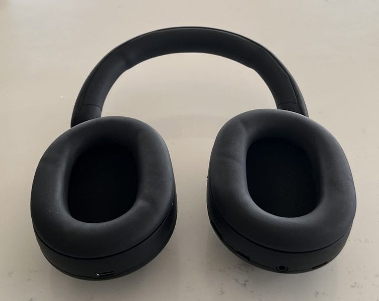LIKE NEW - SONY WH 1000XM5 Bluetooth Headphones Carousel 2