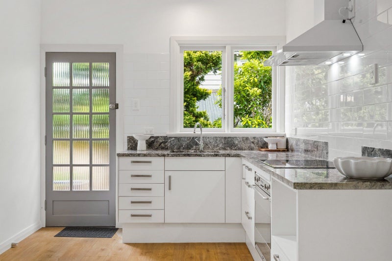 3-Bedroom Brick in Peaceful Bush Setting64616608225795114